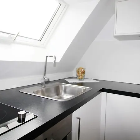 Schwimmende Rooftop 아파트 *