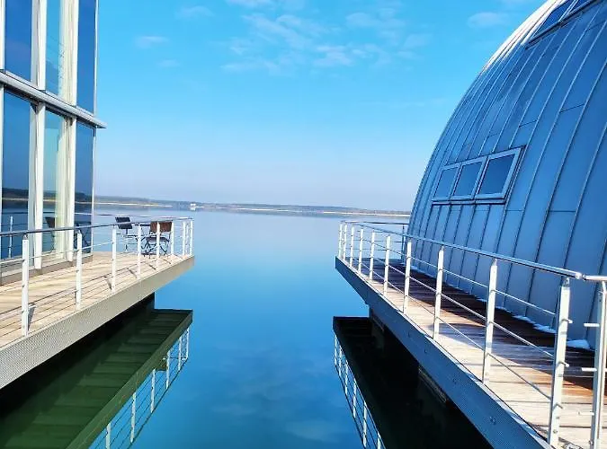 شقة Schwimmende Rooftop *