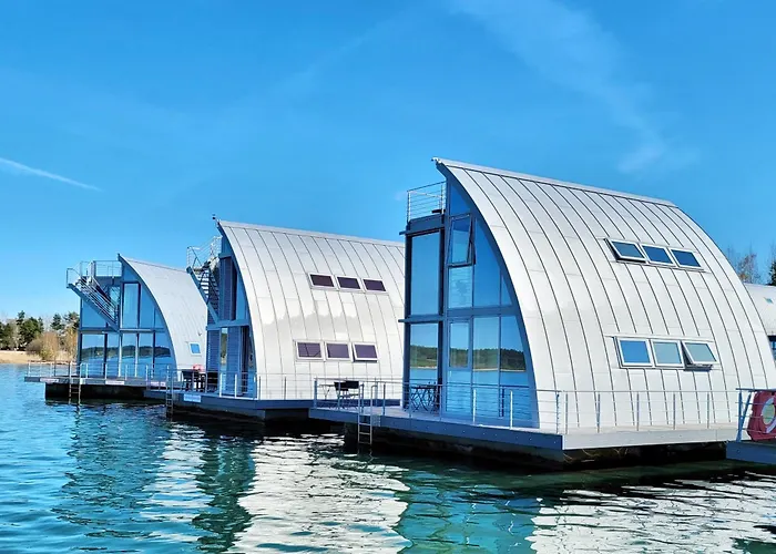 Schwimmende Rooftop شقة *