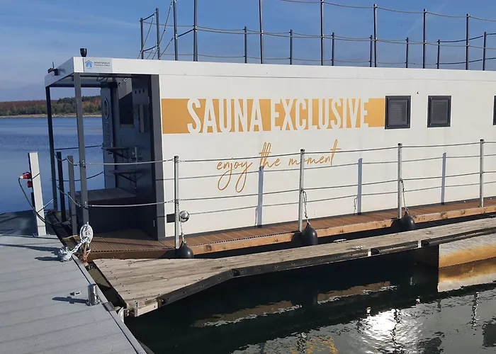 Schwimmende Rooftop شقة Elsterheide