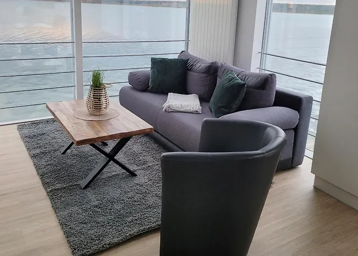 شقة Schwimmende Rooftop *